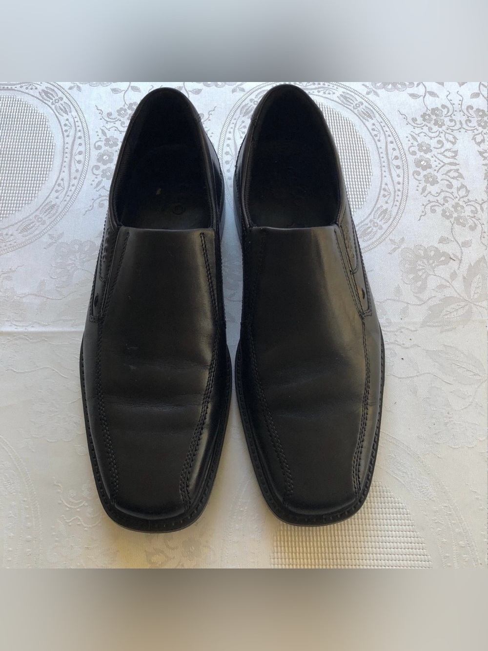 Ecco Men's Black Leather Slip-On Loafers